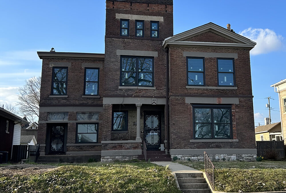 309 East Riverside, 1st floor