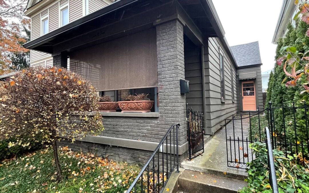 1005 East Elm